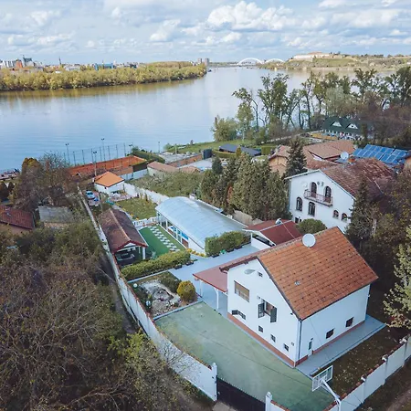 Villa Sunshine Sremska Kamenica Exterior photo